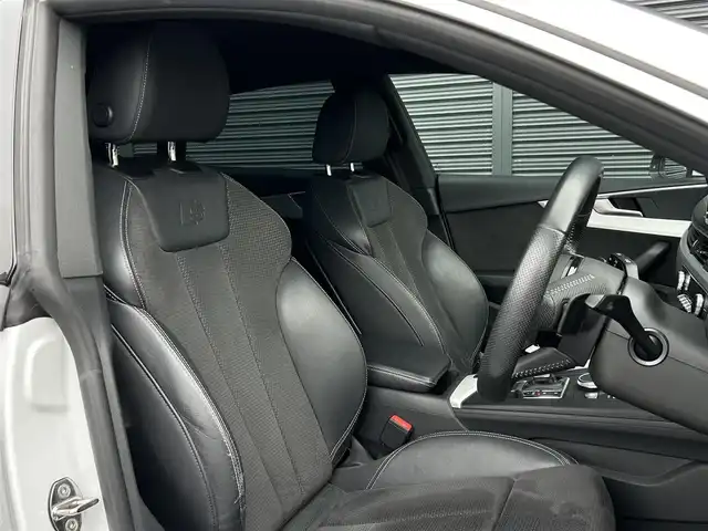 アウディ Ａ５ SB 40TFSIスポーツ 茨城県 2020(令2)年 5.9万km 白 Sラインパッケージ/アウディプレセンス/アダプティブクルーズコントロール/レーンアシスト/半革/シートヒーター/M付パワーシート/ナビ/12セグ/BT/USB/DVD/バックカメラ/パーキングエイド/LED/パワーテールゲート/ETC2.0/前後ドラレコ/禁煙車
