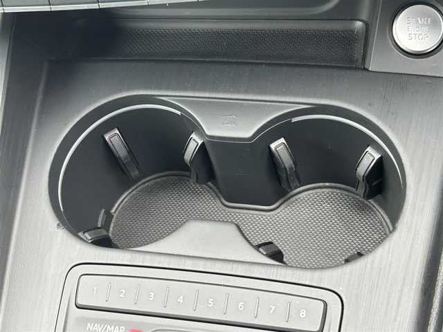 アウディ Ａ５ SB 40TFSIスポーツ 茨城県 2020(令2)年 5.9万km 白 Sラインパッケージ/アウディプレセンス/アダプティブクルーズコントロール/レーンアシスト/半革/シートヒーター/M付パワーシート/ナビ/12セグ/BT/USB/DVD/バックカメラ/パーキングエイド/LED/パワーテールゲート/ETC2.0/前後ドラレコ/禁煙車