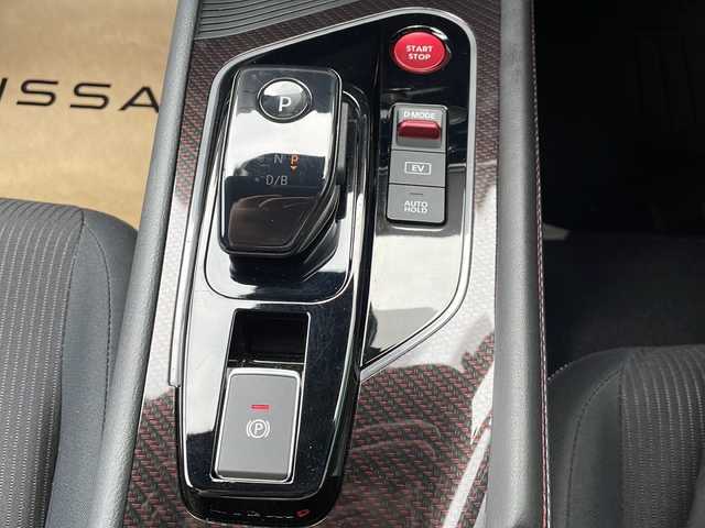 日産 オーラ ニスモ 岐阜県 2021(令3)年 2.7万km スーパーブラック インテリジェントエマージェンシーブレーキ/インテリジェントルームミラー/インテリジェントアラウンドビューモニター/フルエアロ/純正17インチアルミホイール/LEDオートライト/オートハイビーム/リアフォグランプ/ステアリングスイッチ/純正フロアマット/ドアバイザー/スマートキー/スペアキー1本