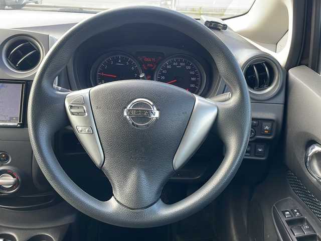 日産 ノート X FOUR 秋田県 2016(平28)年 10.7万km インペリアルアンバーP 社外SDナビ/社外CD/DVD/Bluetooth/フルセグ/バックカメラ/４WD/社外ドライブレコーダー/ETC/スペアキー