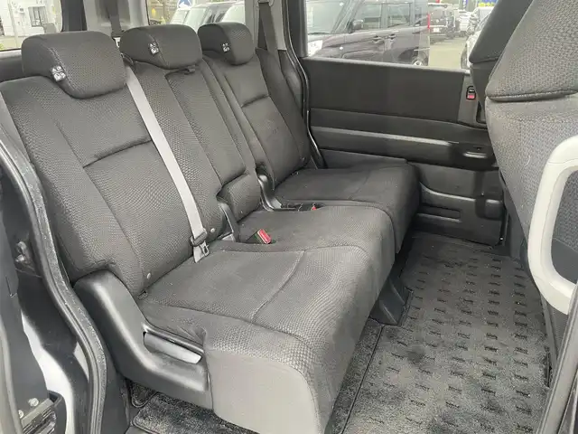 ホンダ ステップワゴン スパーダ パワーエディション 東京都 2013(平25)年 8.2万km ポリッシュドメタルメタリック (株)IDOMが運営する【じしゃロン昭島店】の自社ローン専用車両になります。こちらは現金またはオートローンご利用時の価格です。自社ローンご希望の方は別途その旨お申付け下さい/純正ナビ（ＳＤ・ＤＶＤ・ＴＶ）/バックカメラ/パワースライドドア/ETC/ウィンカーミラー/純正アルミホイール/純正フロアマット