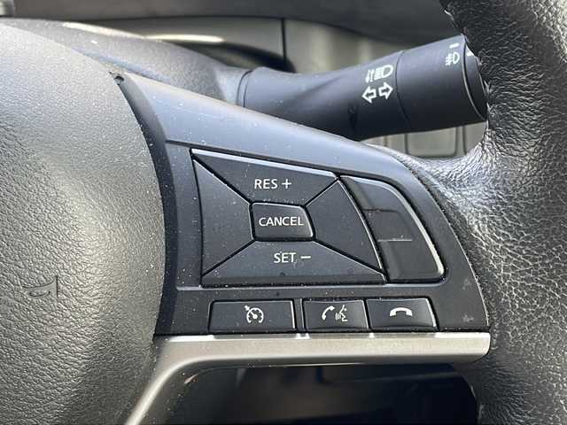 日産 セレナ e－パワー ハイウェイスター V 福岡県 2020(令2)年 7.2万km ブリリアントホワイトパール ・純正ナビ　フルセグ　DVD再生　Bluetooth/・全方位カメラ/・両側パワースライドドア/・スマートキー/・ドライブレコーダー/・ETC車載機/・フロアマット/・ドアバイザー/・LEDヘッドライト/・ハンズフリースライドドア