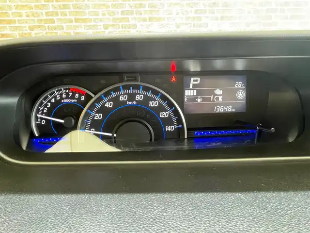 スズキ ワゴンＲ HYBRID FZ 岩手県 2022(令4)年 1.4万km ブルーイッシュブラックパール3 ４WD/スズキセーフティサポート/デュアルセンサーブレーキサポート/車線逸脱警報/誤発進抑制機能/リヤパーキングセンサー/標識認識機能/先行車発進お知らせ機能/横滑り防止装置/アイドリングストップ/ヘッドアップディスプレイ/ハイビームアシスト/シートヒーター/助手席アンダーボックス/オートエアコン/オートライト/純正14インチアルミホイール