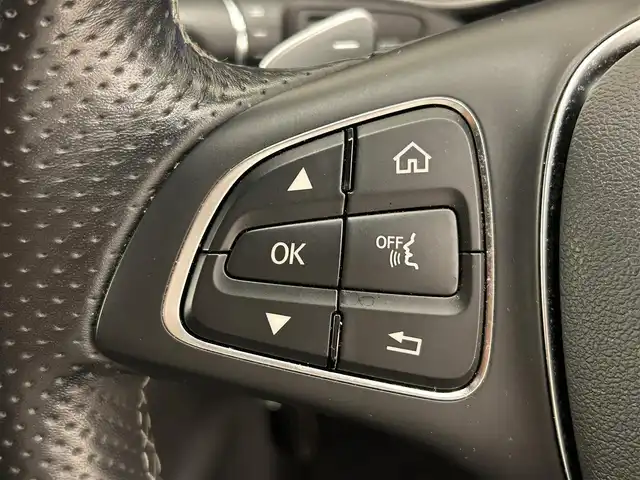 メルセデス・ベンツ Ｍ・ベンツ Ｖ２２０ d AVG EXTロング ブラックスイート 岡山県 2023(令5)年 3.2万km ロッククリスタルホワイト レーダーセーフティパッケージ/アクティブディスタンスアシスト・ディストロニック/レーンキーピングアシスト/ブラインドスポットアシスト/アクティブブレーキアシスト/パーキングパッケージ360°カメラシステム/パークトロニック/アダプティブハイビームアシスト・プラス/10.25インチメディアディスプレイ/地デジ/Burmesterサラウンドサウンドシステム/ナビ/冷蔵庫付きセンターコンソール/デジタルルームミラー/EASY-PACK自動開閉テールゲート/コンビニエンスオープニングクロージング機能/ブラックペイント19インチAMG7ツインスポークアルミホイール/AMGラインエクステリア/ナイトパッケージ/ブラックドアミラー/ブラックアクセントフロントグリル/ブラックアクセントフロントバンパー/ナッパーレザーシート/2列目エクスクルーシブシート/2列目フットレスト/3列目ベンチシート/アンビエントライト/シートベンチレーター(前席/2列目)/オプション色：ロッククリスタルホワイト/保証書/取説/スペアキー/記録簿