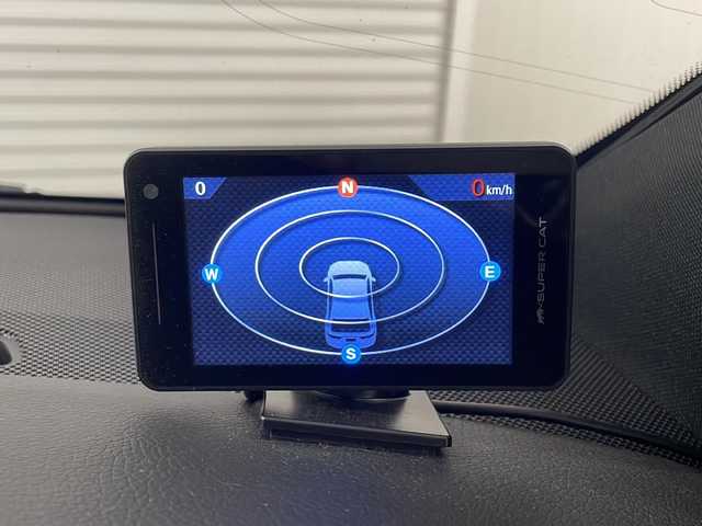 メルセデス・ベンツ Ｍ・ベンツ Ｖ２２０ d AVG EXTロング ブラックスイート 岡山県 2023(令5)年 3.2万km 白 純正メモリナビ（applecarplay/androidauto/bt/ラジオ/フルセグ）/全方位カメラ/ＥＴＣ/レーダー探知機/デジタルインナーミラー/ドライブレコーダー/前席（シートヒータ・エアシート・パワーシート）/冷蔵庫/前席ドリンクホルダー保温・保冷機能付き/衝突軽減システム/アクティブブレーキアシスト/ブラインドスポットモニター/アテンションアシスト/レーンキープアシスト/前後コーナーセンサー/両側パワースライドドア/パワーバックドア/後席エアコン/純正フロアマット/オートライト