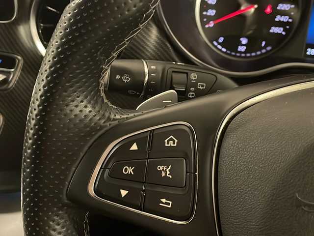 メルセデス・ベンツ Ｍ・ベンツ Ｖ２２０ d AVG EXTロング ブラックスイート 岡山県 2023(令5)年 3.2万km 白 純正メモリナビ（applecarplay/androidauto/bt/ラジオ/フルセグ）/全方位カメラ/ＥＴＣ/レーダー探知機/デジタルインナーミラー/ドライブレコーダー/前席（シートヒータ・エアシート・パワーシート）/冷蔵庫/前席ドリンクホルダー保温・保冷機能付き/衝突軽減システム/アクティブブレーキアシスト/ブラインドスポットモニター/アテンションアシスト/レーンキープアシスト/前後コーナーセンサー/両側パワースライドドア/パワーバックドア/後席エアコン/純正フロアマット/オートライト