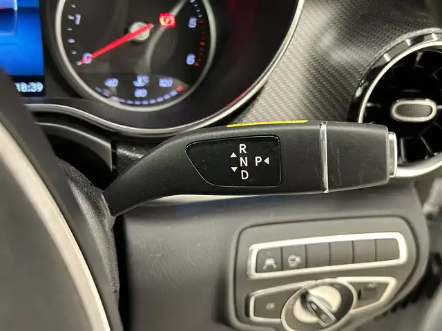 メルセデス・ベンツ Ｍ・ベンツ Ｖ２２０ d AVG EXTロング ブラックスイート 岡山県 2023(令5)年 3.2万km 白 純正ナビ/AppleCarPlay/3列シート/パドルシフト/本革シート/シートヒーター（ALL）/シートクーラー（ALL）/Burmesterサウンドシステム/コーナリングライト/パークトロニック/AGLITYCONTROレサス/シートベルトテンショナ（D/N）/ABS/ブラインドスポット/レインセンサー/ABS/ブレーキアシスト/アンビエントライト/オートテールゲート/ETC