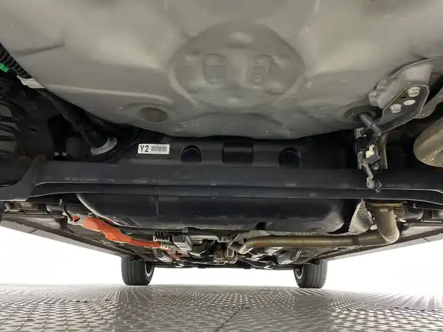 トヨタ アクア クロスオーバー 新潟県 2017(平29)年 5.2万km ジュエリーパープルマイカM 純正ナビ/　　フルセグ/CD/SD/BT/バックカメラ/HIDオートライト/ハーフレザーシート/シートヒーター/純正アルミホイール/スタッドレスタイヤ車載/スマートキー/ETC