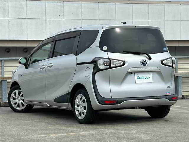 トヨタ シエンタ ハイブリッド X 静岡県 2018(平30)年 5.3万km シルバーM トヨタセーフティセンス/ケンウッドナビ/ワンセグＴＶ/ＣＤ再生/バックカメラ/ＥＴＣ/ＬＤＡ/オートハイビーム/プリクラッシュ/オートエアコン/ドアバイザー/片側電動スライドドア/ハロゲンヘッドライト