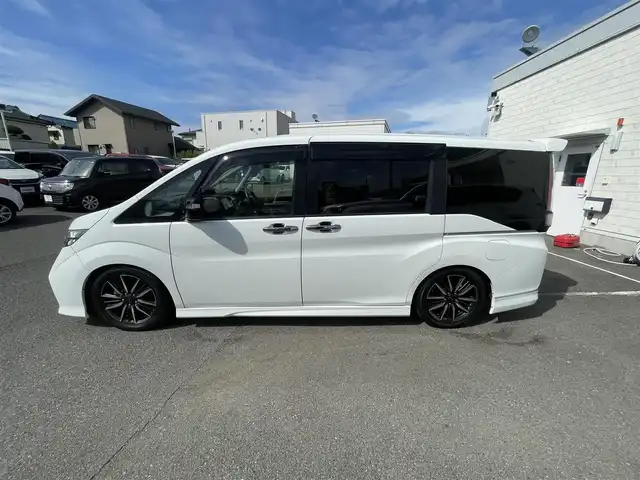 ホンダ ステップワゴン モデューロX ホンダセンシング 神奈川県 2016(平28)年 6.7万km パール
