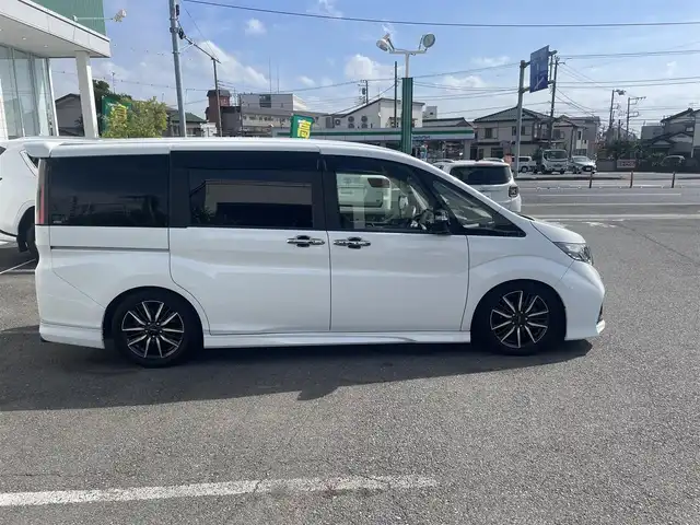 ホンダ ステップワゴン モデューロX ホンダセンシング 神奈川県 2016(平28)年 6.7万km パール