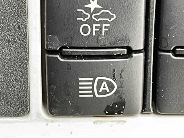 ダイハツ ムーヴ キャンバス G メイクアップ リミテッド　SAⅢ 千葉県 2022(令4)年 2.9万km パールホワイトⅢ 純正ディーラーナビ/BT フルセグ CD DVD USB/全方位カメラ/ETC/両側パワースライドドア/衝突軽減ブレーキ/レーンキープアシスト/コーナーセンサー/LEDオートライト/オートハイビーム/前方ドライブレコーダー/純正フロアマット/アイドリングストップ/スマートキー/プッシュスタート