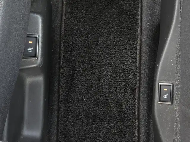 スズキ ソリオ HV MZ 鹿児島県 2021(令3)年 4万km ピュアホワイトP アダプティブクルーズコントロール　/純正オプション１０インチＳＤナビ　/全方位モニター　/Ｂｌｕｅｔｏｏｔｈオーディオ　/フルセグテレビ/カラーヘッドアップディスプレイ　/Ｄ＋Ｎ席シートヒーター　/スズキセーフティサポート/両側パワースライドドア/前後純正ドライブレコーダー/前後コーナーセンサー/横滑り防止装置/レーンキープアシスト/純正アルミホイール(15インチ)/プッシュスタート/スマートキー/エアバッグ(W+サイド)