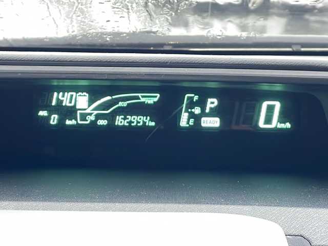 トヨタ アクア S 三重県 2013(平25)年 16.3万km スーパーホワイトⅡ 純正ナビ/バックカメラ/ETC/電動格納ウィンカーミラー/ヘッドライトレベライザー/オートライト/禁煙車