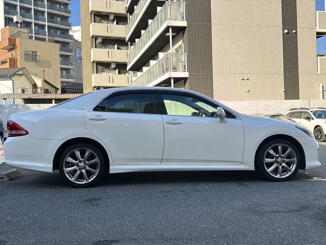 トヨタ クラウン アスリート ナビパッケージ 埼玉県 2008(平20)年 11.7万km ホワイトパールクリスタルシャイン 登録時116218km/純正HDDナビ/フルセグTV/CD/DVD/MD/AUX/バックカメラ/スマートキー×２/SPORTモード/SNOWモード/ECOモード/パワーシート（D＋N席）/革巻きハンドル/ステアリングリモコン/純正18インチアルミホイール/クルーズコントロール/ビルトインETC/純正フロアマット/電動格納ミラー/ウィンカーミラー/キセノンヘッドライト/フォグランプ/オートライト/ドアバイザー/プッシュスタート/保証書/取扱説明書/ナビ取説