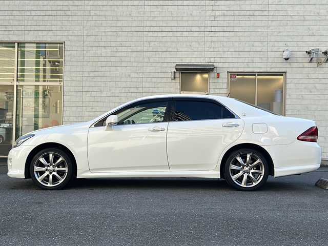 トヨタ クラウン アスリート ナビパッケージ 埼玉県 2008(平20)年 11.7万km ホワイトパールクリスタルシャイン 登録時116218km/純正HDDナビ/フルセグTV/CD/DVD/MD/AUX/バックカメラ/スマートキー×２/SPORTモード/SNOWモード/ECOモード/パワーシート（D＋N席）/革巻きハンドル/ステアリングリモコン/純正18インチアルミホイール/クルーズコントロール/ビルトインETC/純正フロアマット/電動格納ミラー/ウィンカーミラー/キセノンヘッドライト/フォグランプ/オートライト/ドアバイザー/プッシュスタート/保証書/取扱説明書/ナビ取説