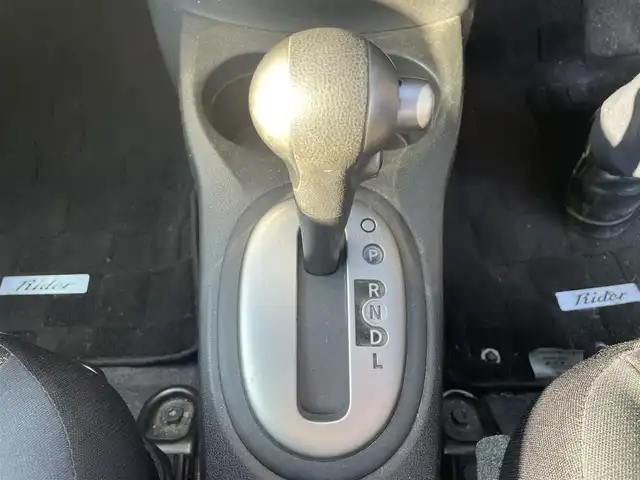 日産 ノート ライダー 長野県 2012(平24)年 11.2万km スーパーブラック ワンセグテレビ/プッシュスタート/ドアバイザー/電動格納ミラー/パワーウィンドウ/ETC/Bluetooth/iPod/AUX/ECO/アイドリングストップ/スマートキー/社外14インチAW