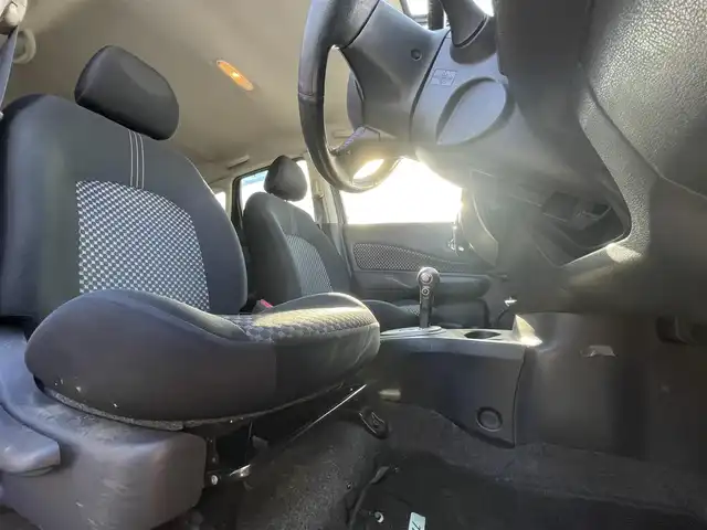 日産 ノート ライダー 長野県 2012(平24)年 11.2万km スーパーブラック ワンセグテレビ/プッシュスタート/ドアバイザー/電動格納ミラー/パワーウィンドウ/ETC/Bluetooth/iPod/AUX/ECO/アイドリングストップ/スマートキー/社外14インチAW