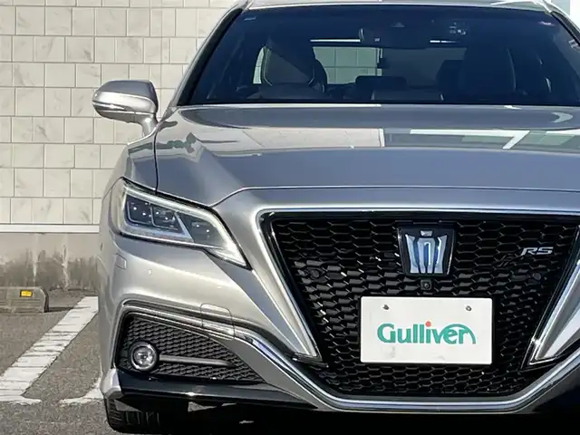 トヨタ クラウン ハイブリッド RS アドバンス 宮崎県 2018(平30)年 6.9万km プレシャスシルバー フルセグ純正ナビ/（BT）（DVD再生機能付き）/アイドリングストップ/プッシュスタート/クルーズコントロール/パワーステアリング/パーキングアシスト/パワーウィンドウ/MTモード付AT/（パドルシフト有り）/パワーシート/（Dシートメモリー付き）/純正アルミホイール/純正LEDヘッドライト/エアバックW/コーナーセンサー/純正フロアマット/ドライブレコーダー/レザーシート/オートライト/盗難防止装置/横滑り防止装置/ABS