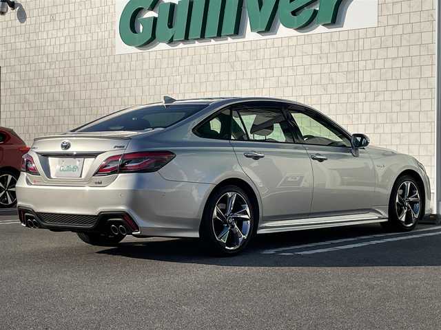 トヨタ クラウン ハイブリッド RS アドバンス 福井県 2018(平30)年 6.9万km プレシャスシルバー フルセグ純正ナビ/（BT）（DVD再生機能付き）/アイドリングストップ/プッシュスタート/クルーズコントロール/パワーステアリング/パーキングアシスト/パワーウィンドウ/MTモード付AT/（パドルシフト有り）/パワーシート/（Dシートメモリー付き）/純正アルミホイール/純正LEDヘッドライト/エアバックW/コーナーセンサー/純正フロアマット/ドライブレコーダー/レザーシート/オートライト/盗難防止装置/横滑り防止装置/ABS