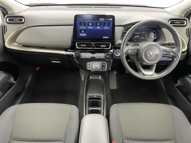 トヨタ アクア Z 富山県 2022(令4)年 4.3万km プラチナホワイトパールマイカ 純正10.5型ディスプレイオーディオ（AM/FM/BT/USB）/全方位カメラ/前後ドライブレコーダー/ETC/ブラインドスポットモニター/衝突被害軽減システム/レーダークルーズコントロール/レーンキープアシスト/コーナーセンサー/横滑り防止装置/アイドリングストップ/純正アルミホイール/オートLEDライト/オートマチックハイビーム/フォグライト/革巻きステアリング/ステアリングスイッチ/スマートキー/スペアキー