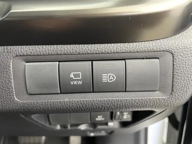 トヨタ アクア Z 富山県 2022(令4)年 4.3万km プラチナホワイトパールマイカ 純正10.5型ディスプレイオーディオ（AM/FM/BT/USB）/全方位カメラ/前後ドライブレコーダー/ETC/ブラインドスポットモニター/衝突被害軽減システム/レーダークルーズコントロール/レーンキープアシスト/コーナーセンサー/横滑り防止装置/アイドリングストップ/純正アルミホイール/オートLEDライト/オートマチックハイビーム/フォグライト/革巻きステアリング/ステアリングスイッチ/スマートキー/スペアキー