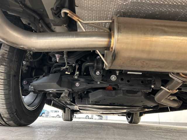 トヨタ ＲＡＶ４ ハイブリットG 道央・札幌 2020(令2)年 6.4万km ホワイトパールクリスタルシャイン 4WD//HDDナビ//フルセグテレビ//バックカメラ//クルーズコントロール//ドアバイザー//プッシュスタート//パワーバックドア//ETC//LEDヘッドライト//TRDエアロ