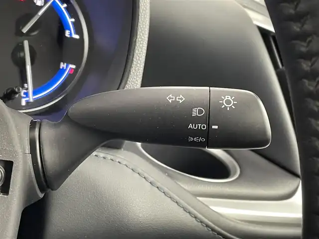 トヨタ ヴォクシー ハイブリッド S－Z 埼玉県 2022(令4)年 7.5万km アティチュードブラックマイカ 純正１０．５インチディスプレイオーディオ　バックカメラ　ＢＳＭ　ビルトインＥＴＣ２．０　ＤＶＤ再生　セーフティセンス　レーダークルーズ　ミラー一体型ドラレコ　シートヒーター　ステアリングヒーター　ＴＶ