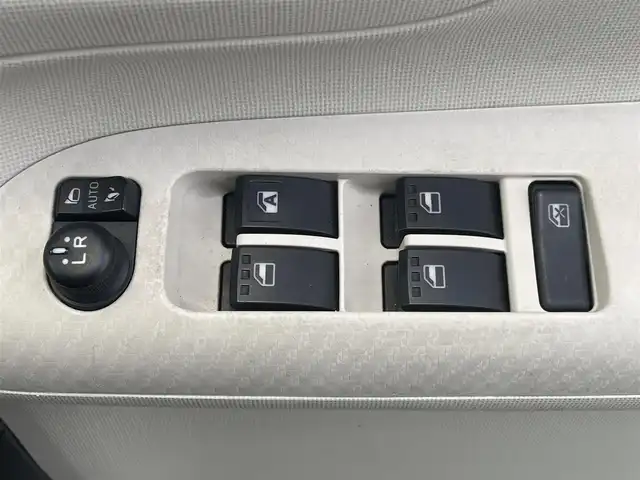 ダイハツ ムーヴ キャンバス X LTD SA Ⅱ 秋田県 2017(平29)年 13.4万km パールホワイトⅢ/ファインミントメタリック 2トーン (株)IDOMが運営する【じしゃロン秋田店】の自社ローン専用車両になります。こちらは現金またはオートローンご利用時の価格です。自社ローンご希望の方は別途その旨お申付け下さい/フルセグテレビ/メモリナビ/バックカメラ/ウィンカーミラー/ドアバイザー/プッシュスタート/両側パワースライドドア/ETC