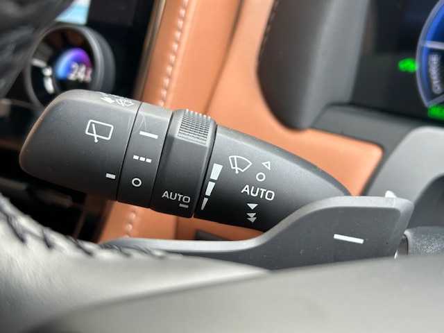 トヨタ ヴェルファイア ハイブリット Z プレミア 静岡県 2024(令6)年 1万km ブラック 法人ワンオーナー　ガラスルーフ　１４インチナビ　フルセグＴＶ　スマホ連携　全方位カメラ　ＥＴＣ　前後ドラレコ　本革　２列目エアシート　パワーシート　両パワースライドドア　パワーバックドア　追従　ＬＫＡ　ＢＳＭ　ＨＵＤ