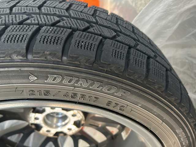 スバル レガシィ ツーリングワゴン 2．5iアイサイト 富山県 2011(平23)年 9.9万km サテンホワイトパール 4WD/レザーシート/スマートキー/社外メモリーナビ(AVIC-HRZ990)/DVD/MSV/フルセグTV/BT/ETC/アイサイト/レーンキープ/バックカメラ/パドルシフト/電格ウィンカーミラー/パワーシート(D/N)/シートヒーター(D/N)/HIDヘッドライト/フォグランプ/ステアリングスイッチ/電動Pブレーキ/革巻きステアリング/保証書・取説/社外AWスタッドレス車載