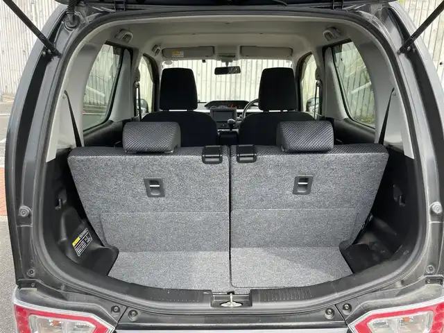 スズキ ワゴンＲ HYBRID FX 福岡県 2017(平29)年 8.3万km ブルーイッシュブラックパール3 (株)IDOMが運営する【じしゃロン八幡西店】の自社ローン専用車両になります。こちらは現金またはオートローンご利用時の価格です。自社ローンご希望の方は別途その旨お申付け下さい/純正SDナビ【CN-RZ73】/(Bluetooth/DVD/CD/SD/ipod/フルセグTV)/アイドリングストップ/横滑り防止機能/ETC/ベンチシート/D席シートヒーター/ヘッドライトレベライザー/スペアキー一本