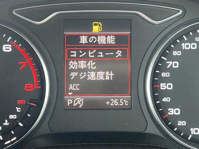 アウディ Ａ３ スポーツバック 1．4 TFSI 岐阜県 2014(平26)年 7.2万km パール 純正ナビ/FM/AM/TV（ワンセグ）/Bluetooth/前・後ドラレコ/バックカメラ/ビルトインETC/クルコン/パドルシフト/コーナーセンサー/純正マット/純正アルミ/革ステアリング/スマートキー