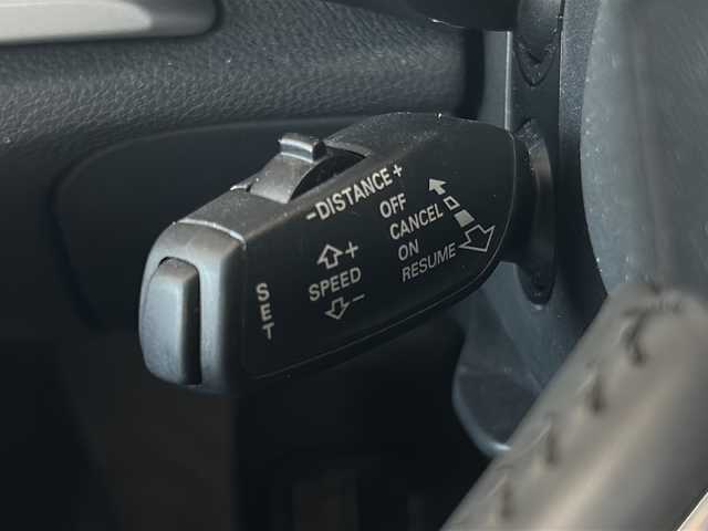 アウディ Ａ３ スポーツバック 1．4 TFSI 岐阜県 2014(平26)年 7.2万km パール 純正ナビ/FM/AM/TV（ワンセグ）/Bluetooth/前・後ドラレコ/バックカメラ/ビルトインETC/クルコン/パドルシフト/コーナーセンサー/純正マット/純正アルミ/革ステアリング/スマートキー