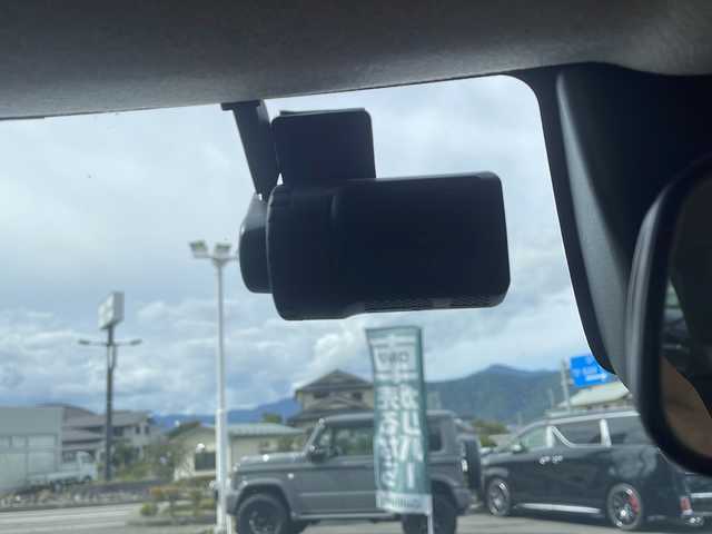 ダイハツ キャスト スポーツ SAⅢ 山梨県 2018(平30)年 4.6万km ブラックマイカメタリック ４WD /momoステアリング　/純正ナビ　/ツートンカラー　　/フルセグ　/ＥＴＣ　/ドライブレコーダー　/Ｂｌｕｅｔｏｏｔｈ接続　/前席シートヒーター　/パドルシフト　/ハーフレザーシート　/衝突軽減装置　/オートライト　/オートエアコン