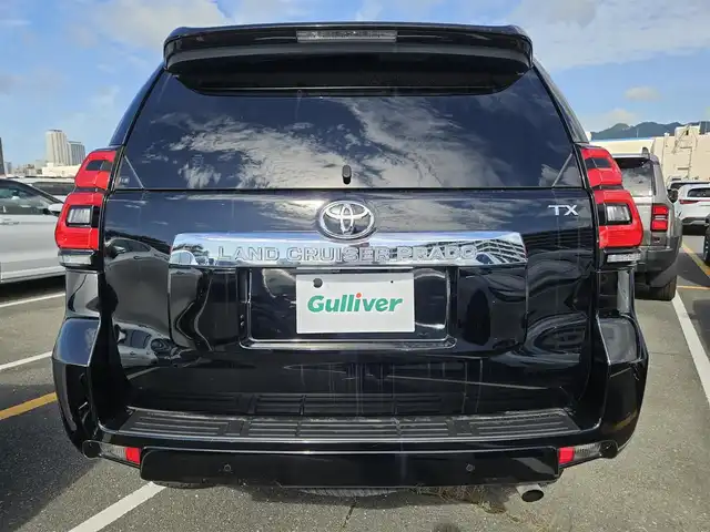 トヨタ ランドクルーザー プラド TX Lパッケージ 香川県 2021(令3)年 7万km ブラック 〇ワンオーナー/〇サンルーフ/〇ALPINE9インチナビ/〇フルセグTV/〇バックモニター/〇ビルトインETC/〇後席用モニター/〇レーダークルーズコントロール/〇コーナーセンサー/〇セーフティセンス/〇パーキングサポートブレーキ/〇クリアランスソナー/〇LEDヘッドライト/〇革巻きステアリングホイール/〇黒革シート/〇パワーシート/〇エアシート/シートヒーター/〇RAYS17インチアルミホイール/〇スマートエントリー/スタートシステム/〇禁煙車