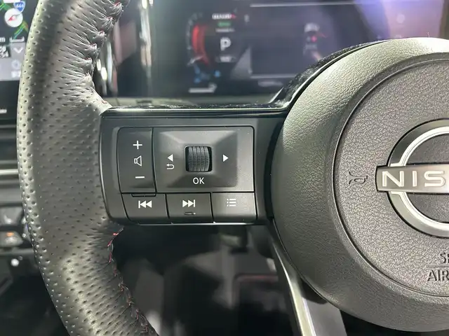 日産 オーラ ニスモ 佐賀県 2022(令4)年 1.3万km スーパーブラック 純正9インチナビ/フルセグTV/Bluetooth/Applecarplay/Androidauto/デジタルインナールームミラー/プロパイロット/全方位カメラ/レーダークルーズコントロール/レーンアシスト/ロードサインアシスト/オートライト/オートマチックハイビーム/クリアランスソナー/LEDヘッドライト/LEDフォグライト/ビルトインETC2.0/純正前方ドライブレコーダー/ステアリングヒーター/純正17インチアルミホイール/置くだけ充電/運転席・助手席シートヒーター/スペアキー
