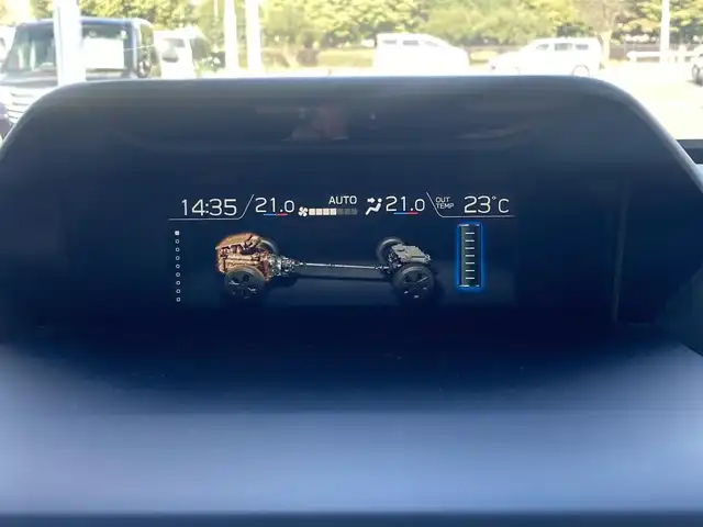 スバル フォレスター ハイブリッド アドバンス 栃木県 2020(令2)年 6.4万km クリスタルブラックシリカ アイサイトコアテクノロジー/純正8インチメモリナビ/フルセグTV/DVD/Bluetooth/フロント/サイド/バックカメラ/ETC/ドライブレコーダー/ハーフレザーシート/パワーシート/全席シートヒーター/レーダークルーズコントロール/ブラインドスポットモニター/コーナーセンサー/ステアリングリモコン/ヒーター/デジタルインナーミラー/純正フロアマット/ラゲッジトレイ/LEDヘッドライト/フロント/リアフォグ/パドルシフト/スマートキー×2