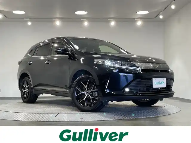 トヨタ ハリアー プレミアム スタイルノアール 愛知県 2020(令2)年 3.9万km ブラックマイカ 純正９インチナビ/サンルーフ/プリクラッシュセーフティ/レーダークルーズコントロール/レーンディパーチャーアラート/クリアランスソナー/パワーバックドア/電動パーキングブレーキ/ブレーキホールド/パワーシート/ハーフレザーシート/バックカメラ/前後ドライブレコーダー/ビルトインＥＴＣ/アクセサリーソケット/ISOFIX/LEDヘッドライト/純正フロアマット/純正18インチアルミホイール