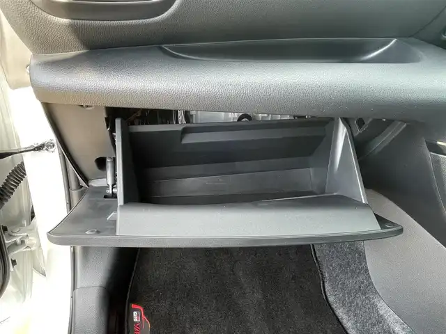 トヨタ ＧＲヤリス RS 宮崎県 2020(令2)年 1.6万km プラチナホワイトパールマイカ トヨタセーフティセンス/T-Connect/ナビ機能あり/フルセグテレビ/バックカメラ/ウィンカーミラー/クルーズコントロール/プッシュスタート/ETC/シートヒーター/ドライブレコーダー/オートハイビーム