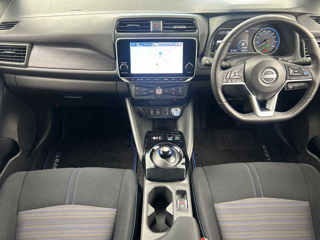 日産 リーフ X Vセレクション 福島県 2022(令4)年 1.9万km スーパーブラック /禁煙車//アラウンドビューモニター//プロパイロット//デジタルインナーミラー//ステアリングヒーター//シートヒーター//ＢＳＭ//クリアランスソナー//ニッサンコネクティッドナビ/ＨＤＭＩ・BT・USB・フルセグTV・スマホ連動//オートハイビーム//ドライブレコーダー//電動パーキングブレーキ//２．０ETC//純正LEDライト//純正17インチアルミ//フォグライト