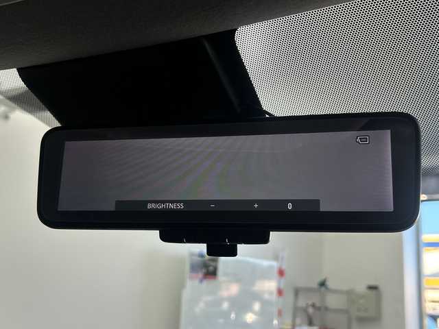 日産 リーフ X Vセレクション 福島県 2022(令4)年 1.9万km スーパーブラック /禁煙車//アラウンドビューモニター//プロパイロット//デジタルインナーミラー//ステアリングヒーター//シートヒーター//ＢＳＭ//クリアランスソナー//ニッサンコネクティッドナビ/ＨＤＭＩ・BT・USB・フルセグTV・スマホ連動//オートハイビーム//ドライブレコーダー//電動パーキングブレーキ//２．０ETC//純正LEDライト//純正17インチアルミ//フォグライト