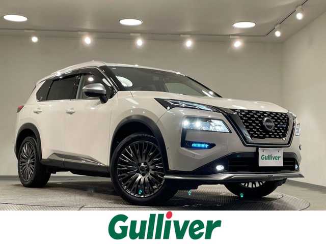 日産 エクストレイル オーテック e-4ORCE アドバンスドPKG 愛知県 2022(令4)年 5.5万km ブリリアントホワイトパール 純正12.3インチディスプレイオーディオ/プロパイロット/衝突軽減ブレーキ/アラウンドビューモニター/100V電源/ビルトインETC2.0/シートヒーター/LEDヘッドライト/ドライブレコーダー/ワイヤレス充電/デジタルインナーミラー/ブラインドスポットモニター/パワーシート/電動リアゲート/フルセグTV/Bluetooth/コーナーセンサー/レーンキープアシスト/パーキングアシスト/オートハイビーム/Carplay/プッシュスタート/USB接続/ルーフレール/スマートキー/ミュージックプレイヤー接続/AUTECH専用フロアマット/AUTECH専用アルミホイール/オートライト/本革シート/ヘッドアップディスプレイ/禁煙車/4WD/ウィンカーミラー/電動格納ミラー/フォグランプ/wエアコン/電動パーキングブレーキ/オートブレーキホールド/ステアリングリモコン