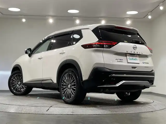 日産 エクストレイル オーテック e-4ORCE アドバンスドPKG 愛知県 2022(令4)年 5.5万km ブリリアントホワイトパール 純正12.3インチディスプレイオーディオ/プロパイロット/衝突軽減ブレーキ/アラウンドビューモニター/100V電源/ビルトインETC2.0/シートヒーター/LEDヘッドライト/ドライブレコーダー/ワイヤレス充電/デジタルインナーミラー/ブラインドスポットモニター/パワーシート/電動リアゲート/フルセグTV/Bluetooth/コーナーセンサー/レーンキープアシスト/パーキングアシスト/オートハイビーム/Carplay/プッシュスタート/USB接続/ルーフレール/スマートキー/ミュージックプレイヤー接続/AUTECH専用フロアマット/AUTECH専用アルミホイール/オートライト/本革シート/ヘッドアップディスプレイ/禁煙車/4WD/ウィンカーミラー/電動格納ミラー/フォグランプ/wエアコン/電動パーキングブレーキ/オートブレーキホールド/ステアリングリモコン