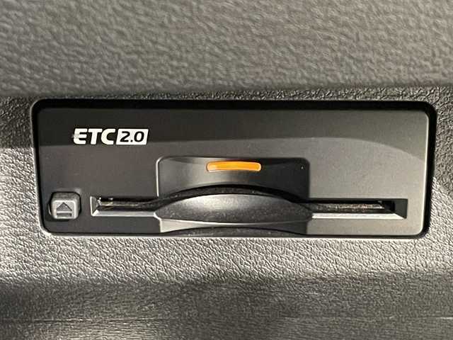 日産 エクストレイル オーテック e-4ORCE アドバンスドPKG 愛知県 2022(令4)年 5.5万km ブリリアントホワイトパール 純正12.3インチディスプレイオーディオ/プロパイロット/衝突軽減ブレーキ/アラウンドビューモニター/100V電源/ビルトインETC2.0/シートヒーター/LEDヘッドライト/ドライブレコーダー/ワイヤレス充電/デジタルインナーミラー/ブラインドスポットモニター/パワーシート/電動リアゲート/フルセグTV/Bluetooth/コーナーセンサー/レーンキープアシスト/パーキングアシスト/オートハイビーム/Carplay/プッシュスタート/USB接続/ルーフレール/スマートキー/ミュージックプレイヤー接続/AUTECH専用フロアマット/AUTECH専用アルミホイール/オートライト/本革シート/ヘッドアップディスプレイ/禁煙車/4WD/ウィンカーミラー/電動格納ミラー/フォグランプ/wエアコン/電動パーキングブレーキ/オートブレーキホールド/ステアリングリモコン