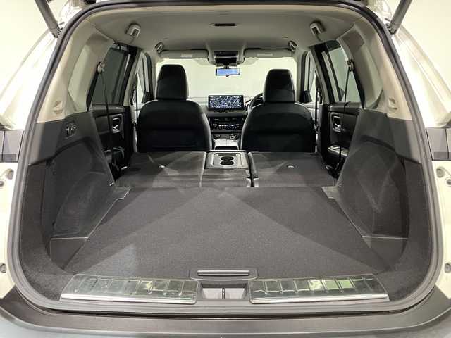 日産 エクストレイル オーテック e-4ORCE アドバンスドPKG 愛知県 2022(令4)年 5.5万km ブリリアントホワイトパール 純正12.3インチディスプレイオーディオ/プロパイロット/衝突軽減ブレーキ/アラウンドビューモニター/100V電源/ビルトインETC2.0/シートヒーター/LEDヘッドライト/ドライブレコーダー/ワイヤレス充電/デジタルインナーミラー/ブラインドスポットモニター/パワーシート/電動リアゲート/フルセグTV/Bluetooth/コーナーセンサー/レーンキープアシスト/パーキングアシスト/オートハイビーム/Carplay/プッシュスタート/USB接続/ルーフレール/スマートキー/ミュージックプレイヤー接続/AUTECH専用フロアマット/AUTECH専用アルミホイール/オートライト/本革シート/ヘッドアップディスプレイ/禁煙車/4WD/ウィンカーミラー/電動格納ミラー/フォグランプ/wエアコン/電動パーキングブレーキ/オートブレーキホールド/ステアリングリモコン