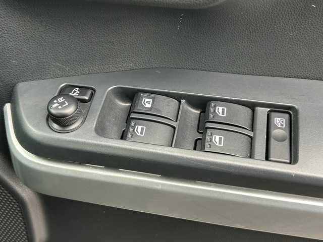 ダイハツ ウェイク G SA 富山県 2015(平27)年 5.7万km プラムブラウンクリスタルマイカ 純正ＳＤナビ/【CD/DVD/SD/USB/BT/フルセグＴＶ】/バックカメラ/両側パワースライドドア/衝突軽減ブレーキ/純正フロアマット/純正１５インチアルミホイール/ベンチシート/オートライト/ＬＥＤヘッドライト/スマートキー×１