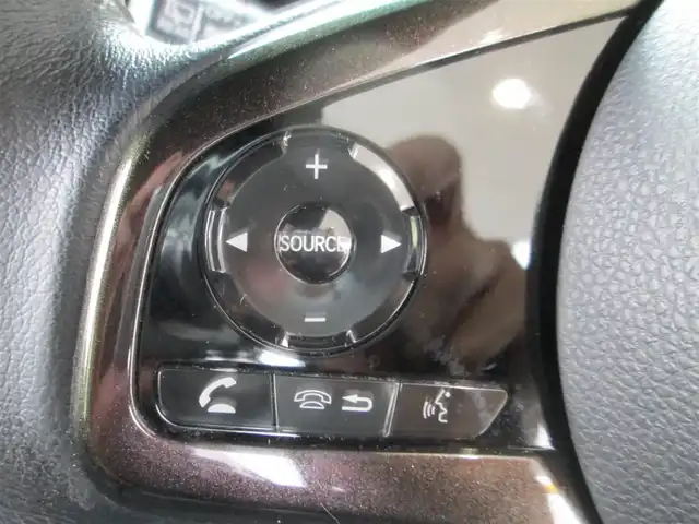 ホンダ Ｎ ＢＯＸ 千葉県 2018(平30)年 7.9万km プレミアムホワイトパールⅡ ワンオーナー/純正ナビ、フルセグTV/バックカメラ/純正オーディオ【DVD/CD/BT/SD/USB】/両側パワースライドドア/LEDヘッドライト&LEDフォグランプ/アダプティブクルーズコントロール/レーンキープアシスト/パドルシフト付き革巻きステアリング/ナビ連動ステアリングスイッチ/ハーフレザーシート/純正前方ドライブレコーダー/ビルトインETC、スペアキー/取扱説明書/ナビ取扱説明書/新車時保証書/ホンダ整備記録簿(H31/R2/4/6)