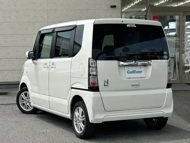 ホンダ Ｎ ＢＯＸ G Lパッケージ 兵庫県 2012(平24)年 10.6万km プレミアムホワイトパール 純正ディーラーナビ/（CD/DVD/SD）/バックカメラ/片側パワースライド/ETC/ヘッドライトレベライザー/横滑り防止機能/フロアマット/ドアバイザー/スマートキー/スペアキー