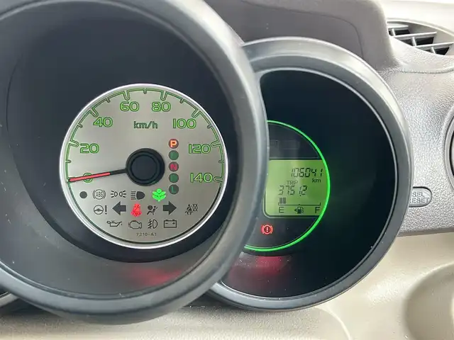 ホンダ Ｎ ＢＯＸ G Lパッケージ 兵庫県 2012(平24)年 10.6万km プレミアムホワイトパール 純正ディーラーナビ/（CD/DVD/SD）/バックカメラ/片側パワースライド/ETC/ヘッドライトレベライザー/横滑り防止機能/フロアマット/ドアバイザー/スマートキー/スペアキー